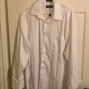 John Bartlett Men’s Textured Dress Shirt